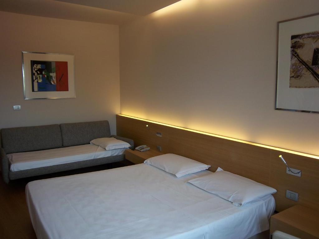 Hotel Internazionale Cervignano del Friuli Zimmer foto